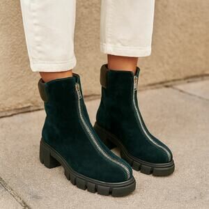 L'Idea by Lori SZ 8.5 Center Zip Emerald Green Suede Italian Lug Sole Boots $379